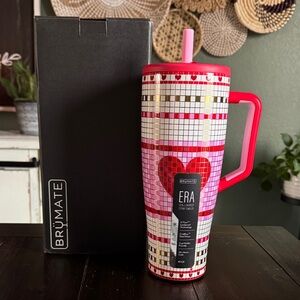 Brumate“Love On Lock”  40 oz Tumbler! New!